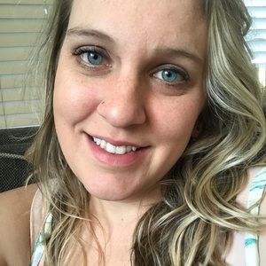 Meet your Posher, Alexandra